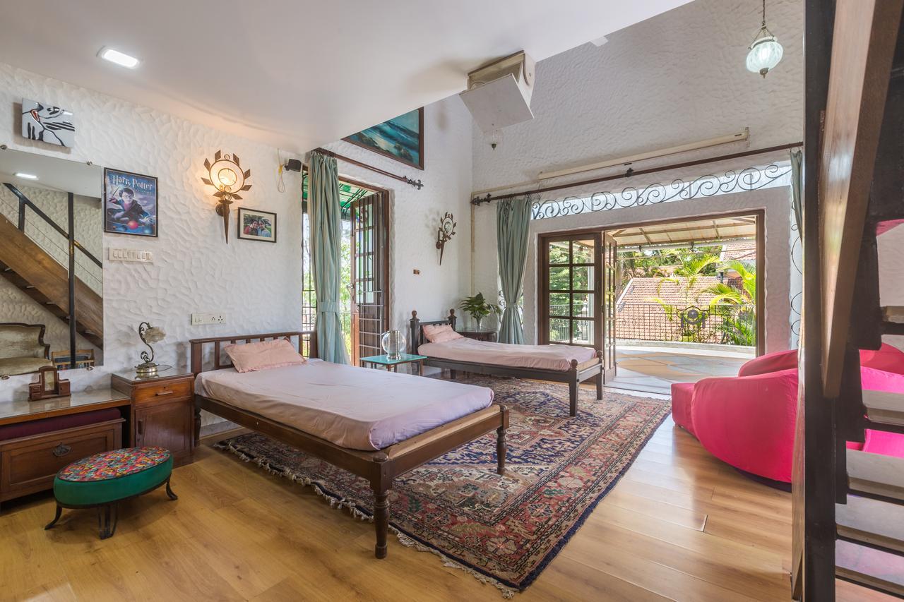 Bella Vista By Stayvista - A Haven With Lush Green Surroundings, Zen Garden, Quirky Decor & A Inviting Swimming Pool Lonavala Exterior foto