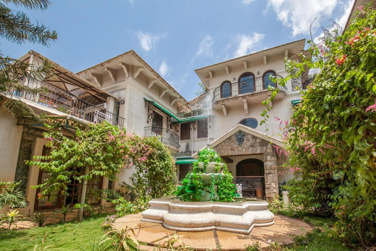 Bella Vista By Stayvista - A Haven With Lush Green Surroundings, Zen Garden, Quirky Decor & A Inviting Swimming Pool Lonavala Exterior foto